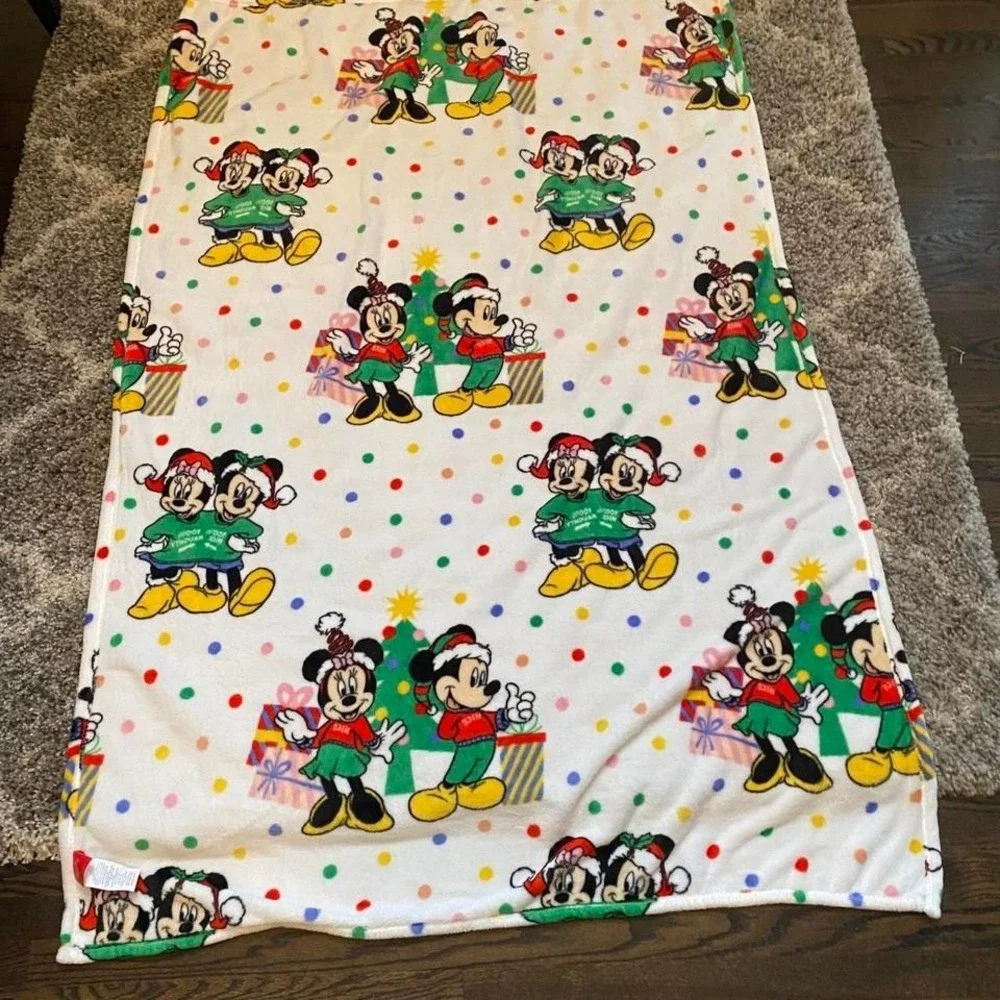 Disney Mickey &‎ Minnie Mouse Christmas Fleece Throw Blanket 50x70 NWOT